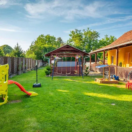 Fiesta Balaton Appartamento